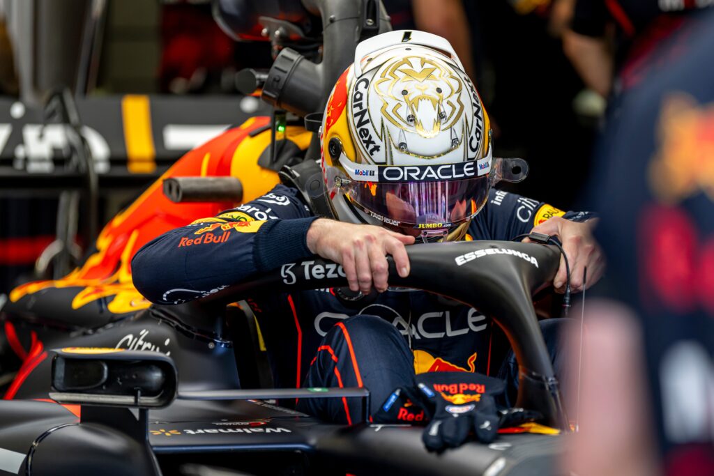 Verstappen Takes Record-Breaking Pole at Italian GP