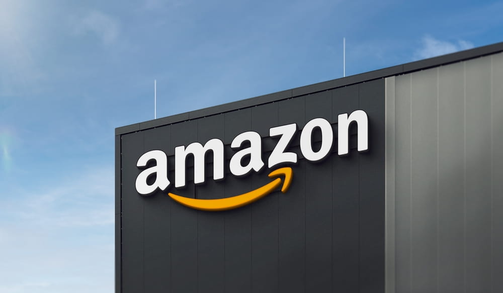Amazon Web Services Outages Linked to Internal AI Tools Raise Reliability Questions