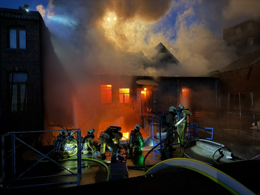 Schaerbeek Warehouse Fire Prompts Resident Evacuations